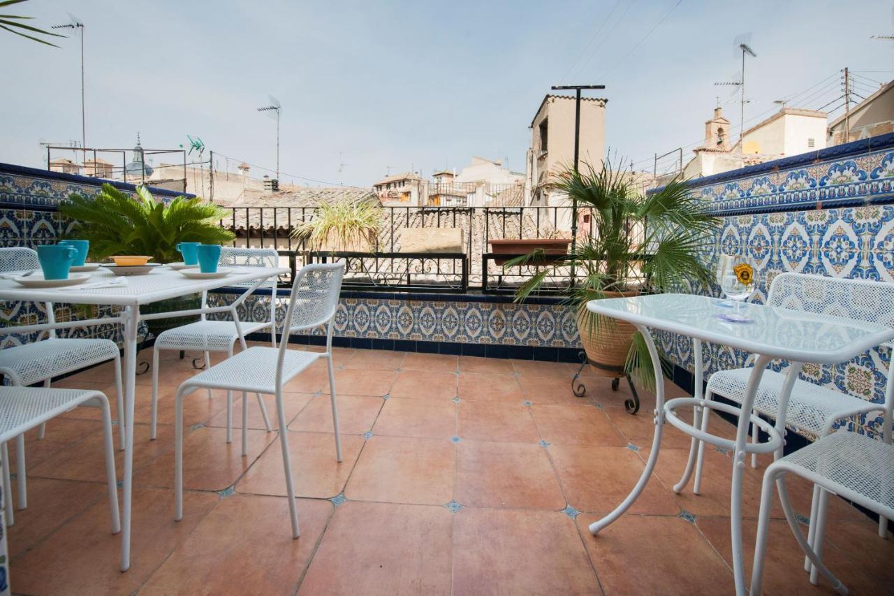 Atico-Terraza Imperial Appartement Toledo Buitenkant foto